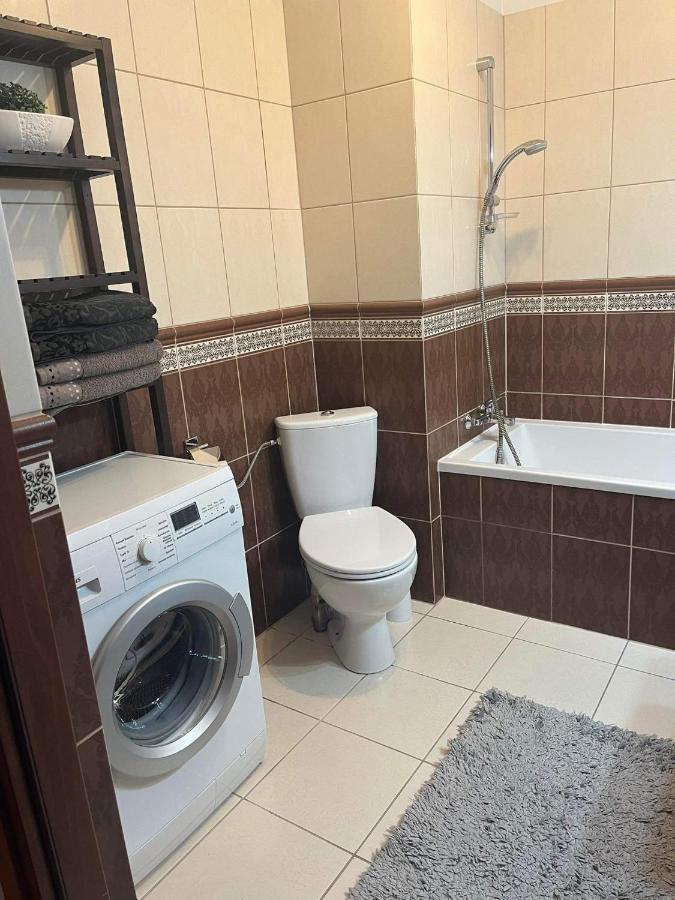Klimatyzacja - Przy Centrum Onkologii Klinice Novum Dla Pary Badz 4 Osob وارسو المظهر الخارجي الصورة